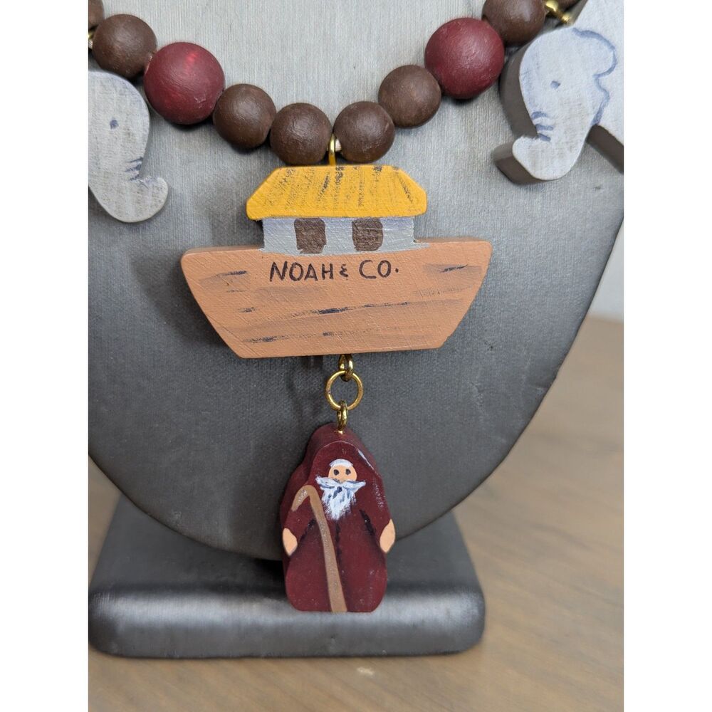 Vintage Noah's Ark Wood Bead Necklace Red Brown Animals 15" Teacher Preschool - Picture 2 of 6